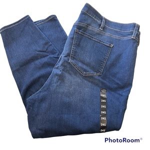 NWT Torrid sky high skinny Jean